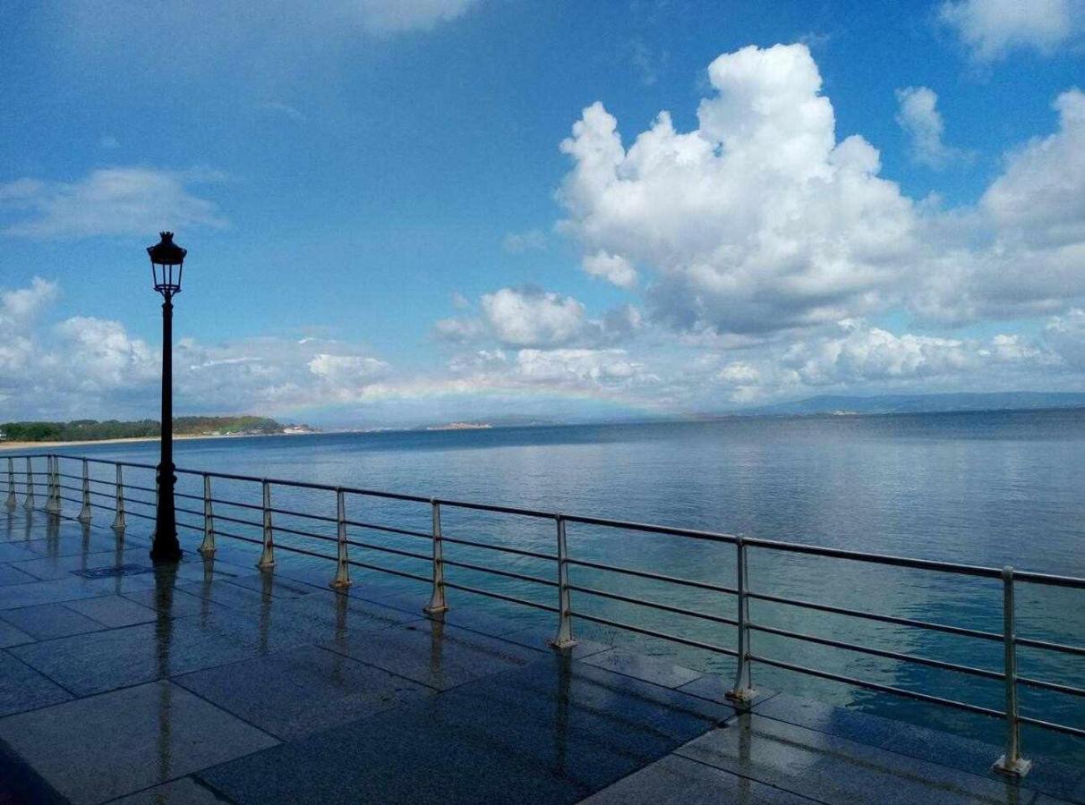 Apartamento Frente Al Mar Playa De Coroso リベイラ エクステリア 写真