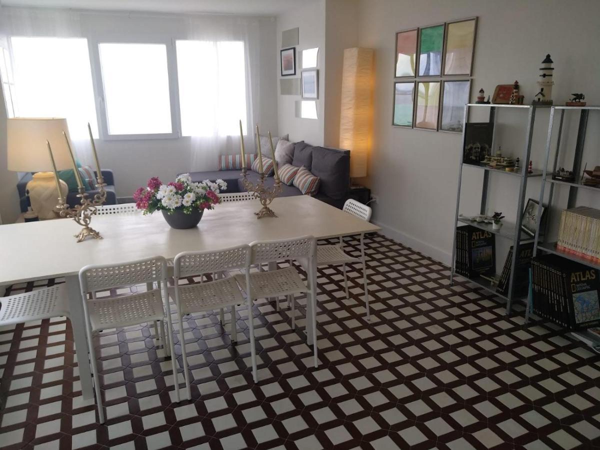 Apartamento Frente Al Mar Playa De Coroso リベイラ エクステリア 写真